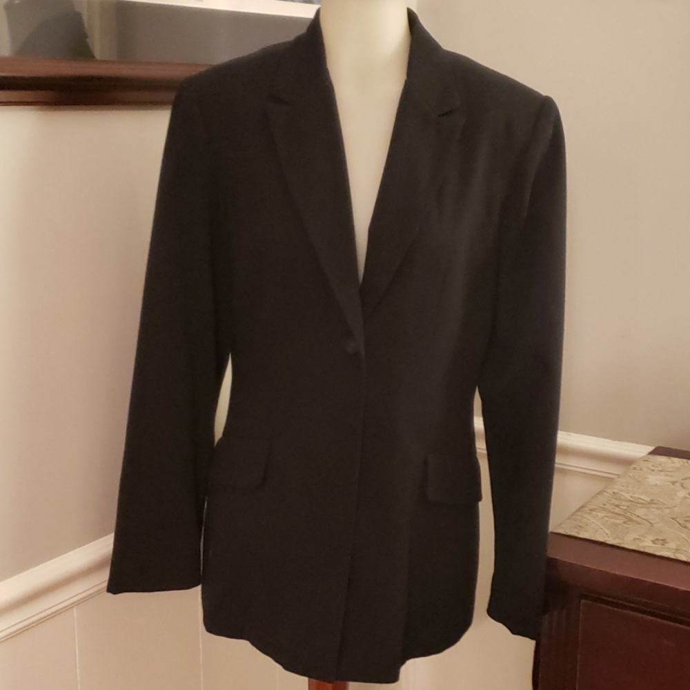 Butique Europa by Newport News blazer